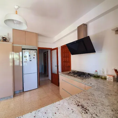 Homestay Chalet En Centro De San Juan Pueblo Alicante