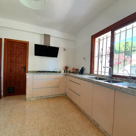 Chalet En Centro De San Juan Pueblo Homestay